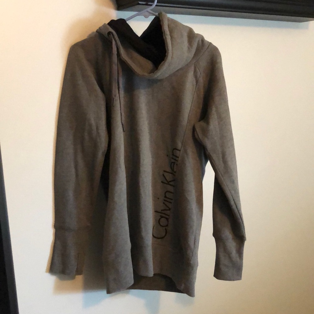 Calvin Klein workout pullover